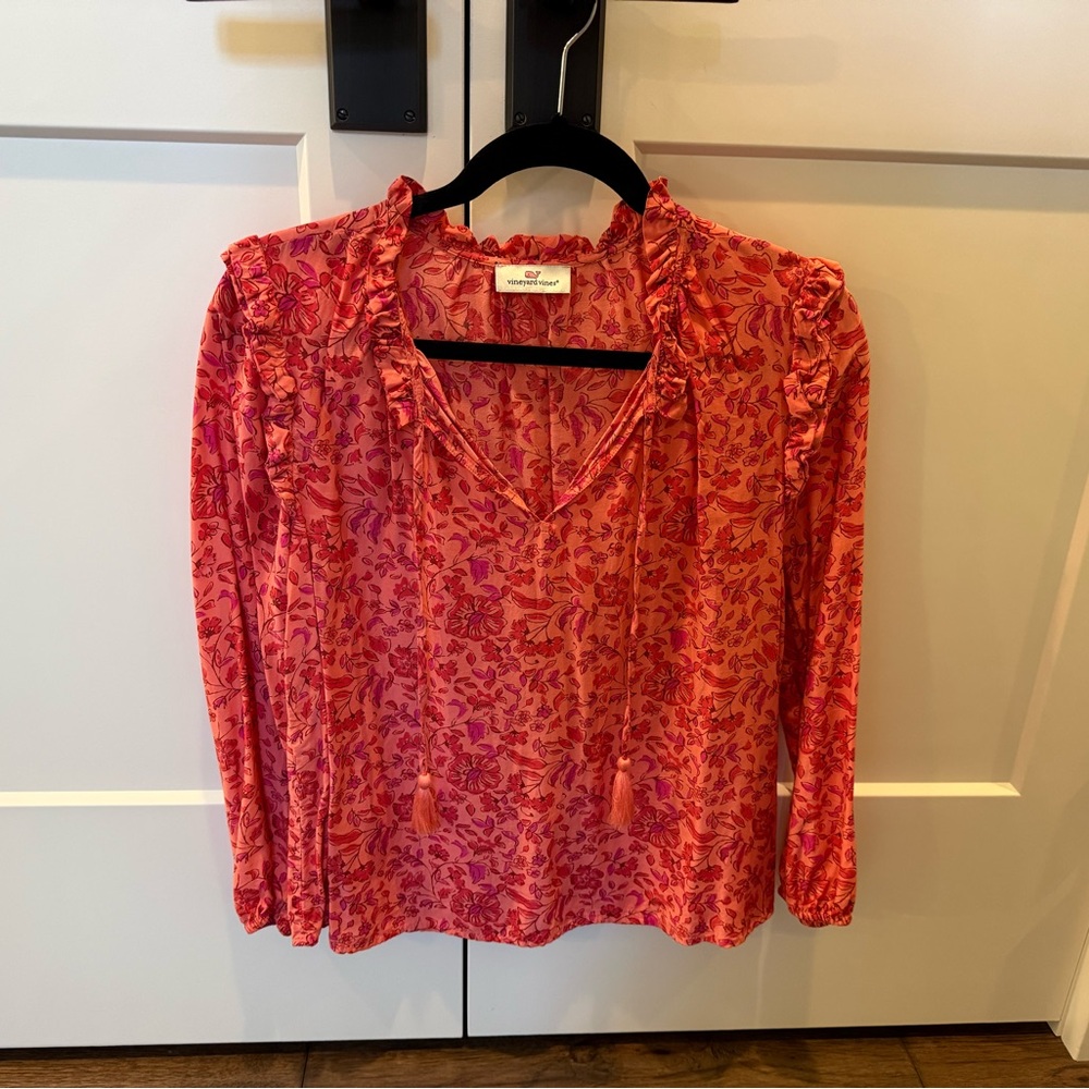 Vineyard Vines Women’s Floral Ruffle Blouse